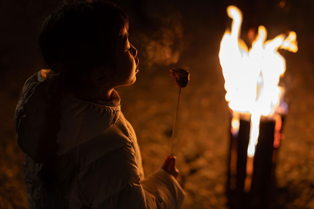 【屋外イベント】スウェーデントーチでマシュマロ焼き体験