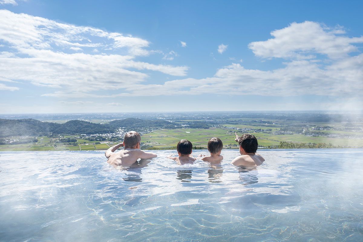 亀の井ホテル 筑波山「インフィニティ露天風呂」