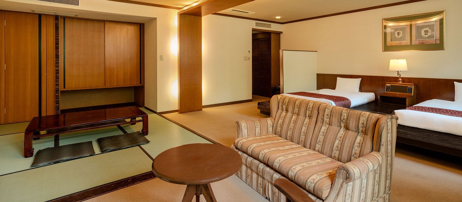 Japanese-Western style room (non-smoking)