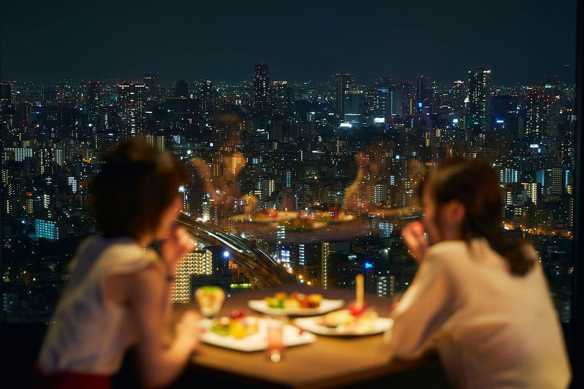 <h2>レストラン</h2>