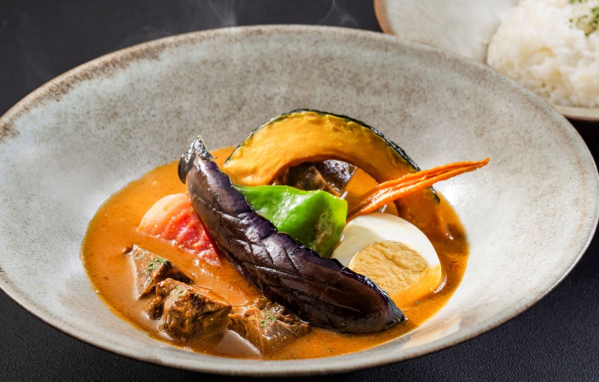 虾夷鹿肉和秋天果实汤咖喱