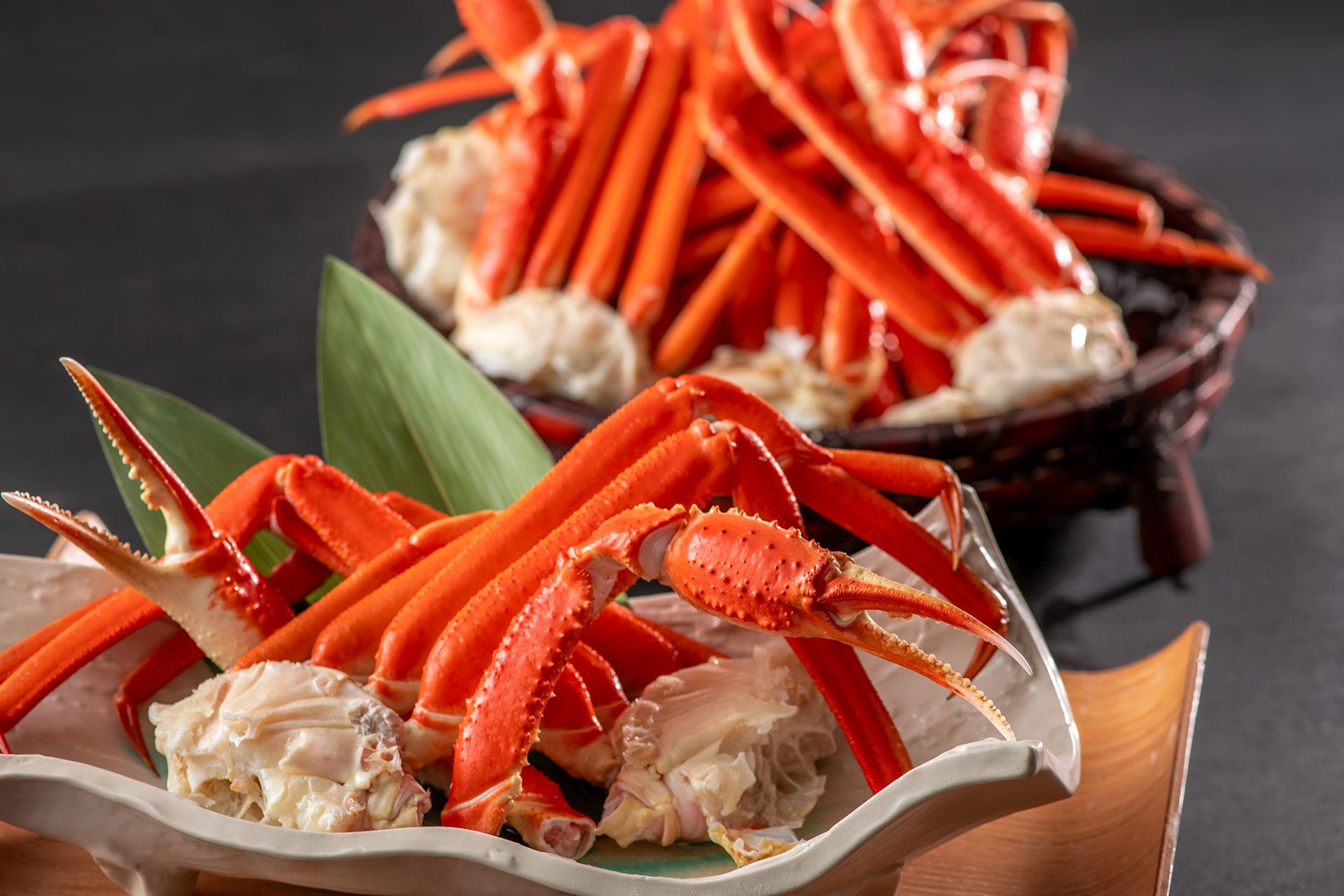 かに食べ放題が美味しい温泉宿15選！旬を味わう贅沢旅へ