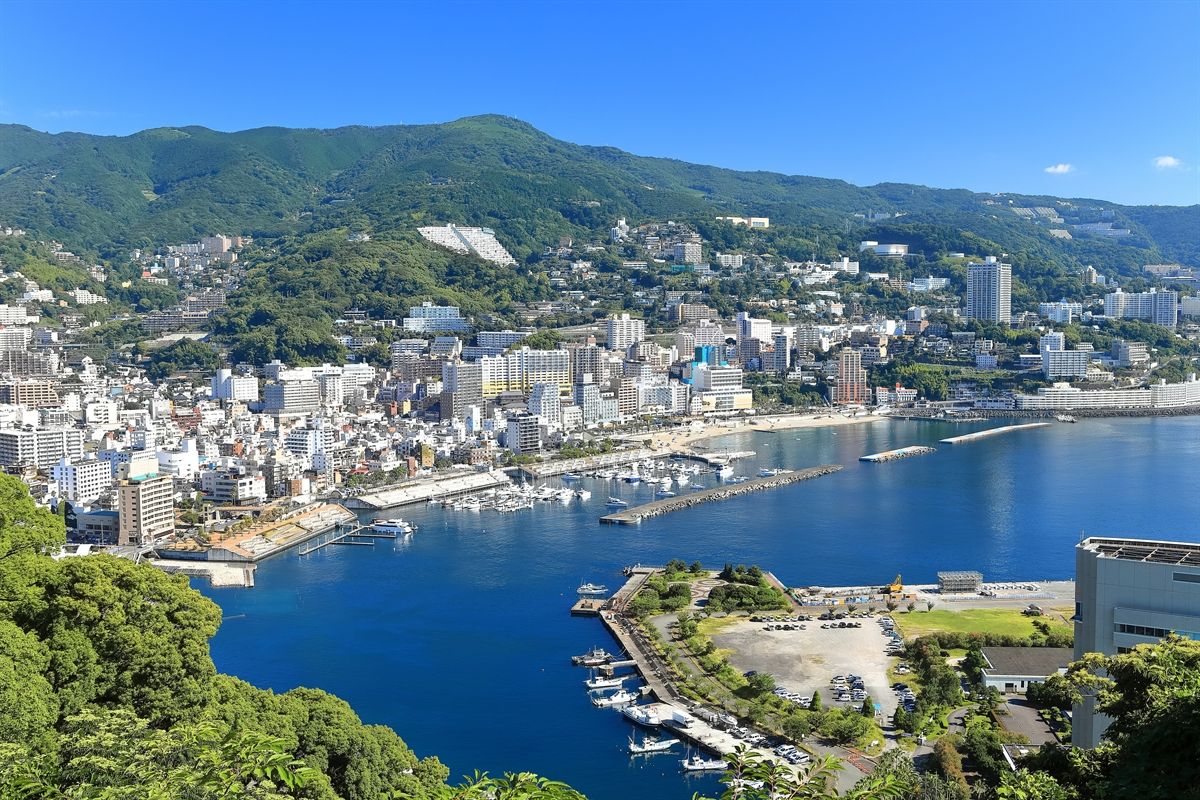 相模湾を望む熱海