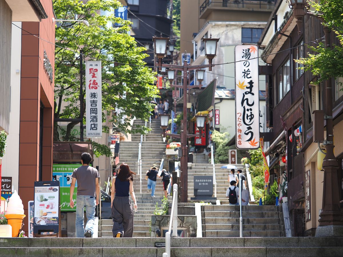 昔懐かしい雰囲気が漂う伊香保温泉の「石段街」