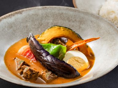 蝦夷鹿肉と秋の実りスープカレー