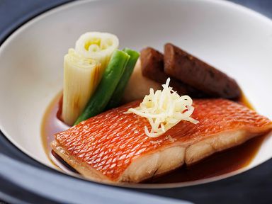 伊豆名物 金目鯛の煮付け