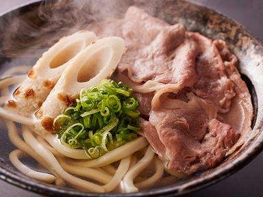 讃岐オリーブ牛のぶっかけ肉竹うどん