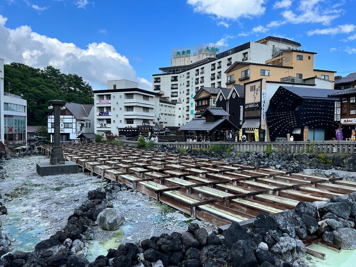 草津温泉のシンボル「湯畑」