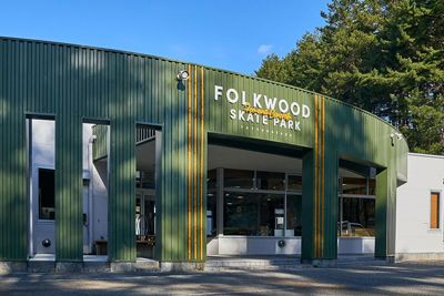 FOLK WOOD SKATE PARK