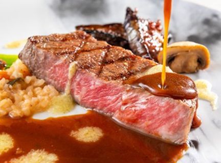 メインのお肉料理