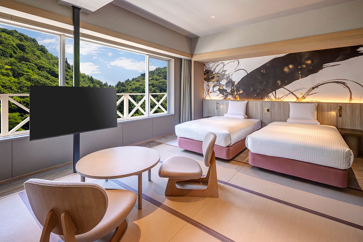 亀の井ホテル 有馬「【金泉かけ流し】プレミアム和洋室（コーナービュー）」