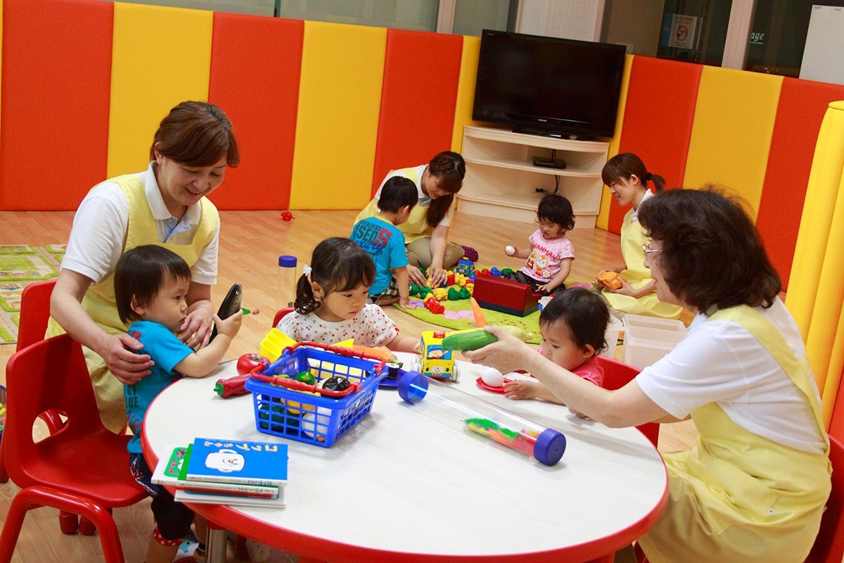 保育士資格を持ったスタッフがいる託児サービス「ぴよぴよルーム」