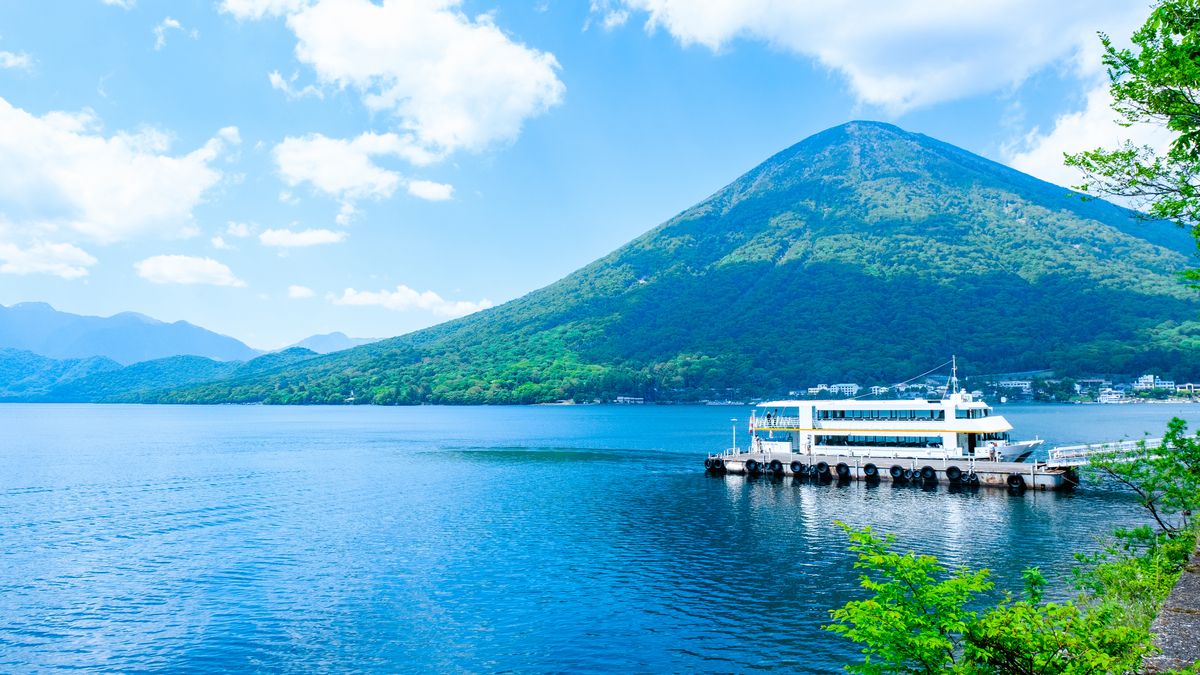 「中禅寺湖 カヤック体験」でも美しい景色を眺められる中禅寺湖