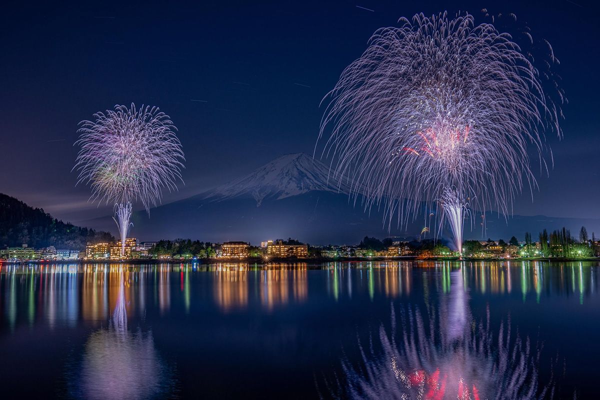 河口湖冬花火イメージ