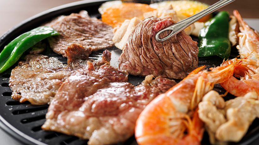在森林花园BBQ